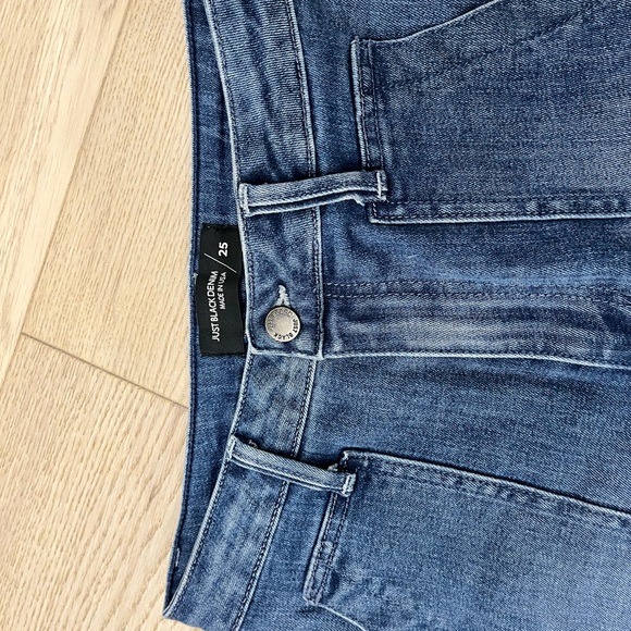 Wide leg, ankle length. - Picture 3 of 4